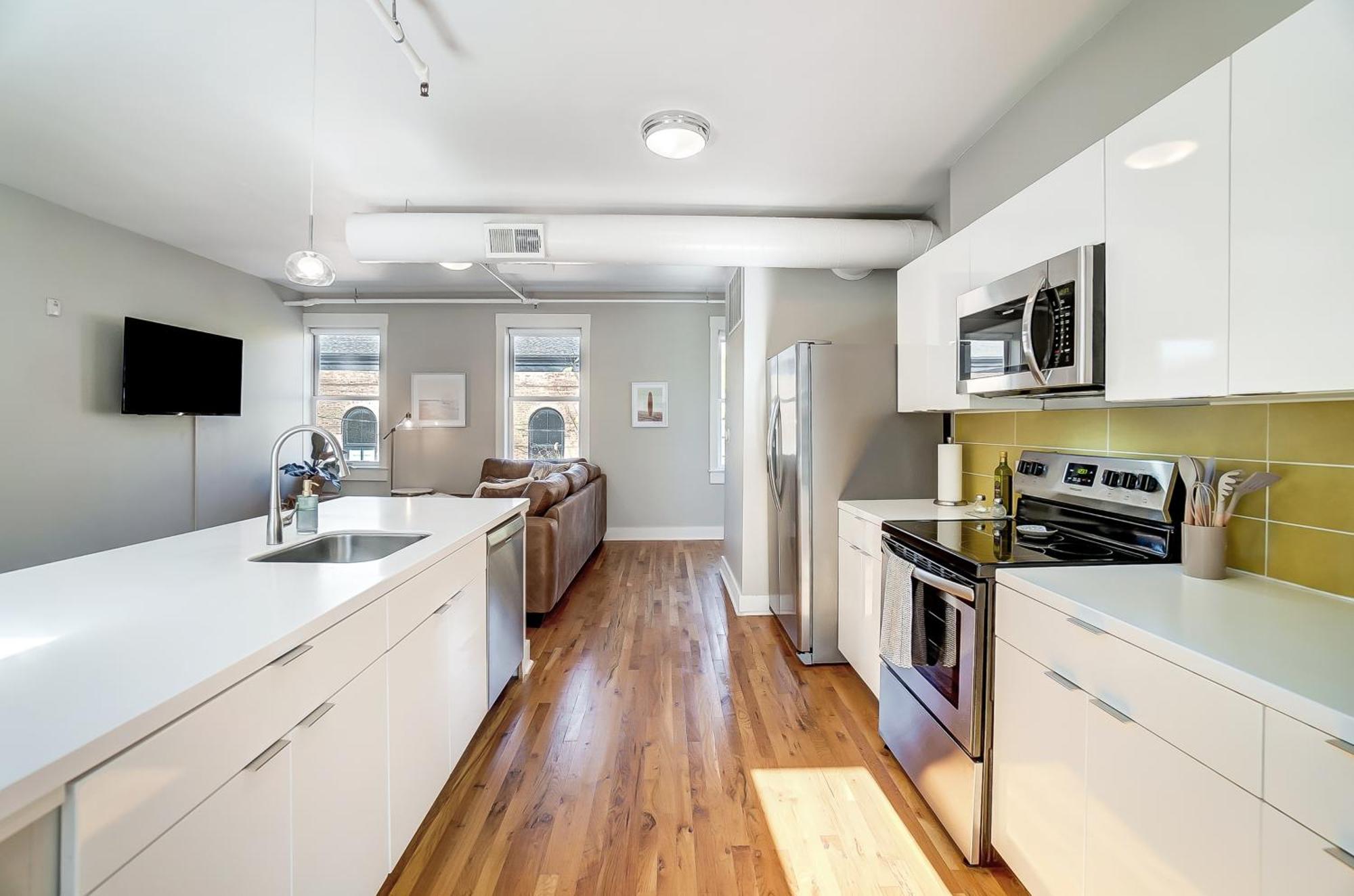 Sunny Downtown Apartment, Walk To Washington Park! 辛辛那提 外观 照片