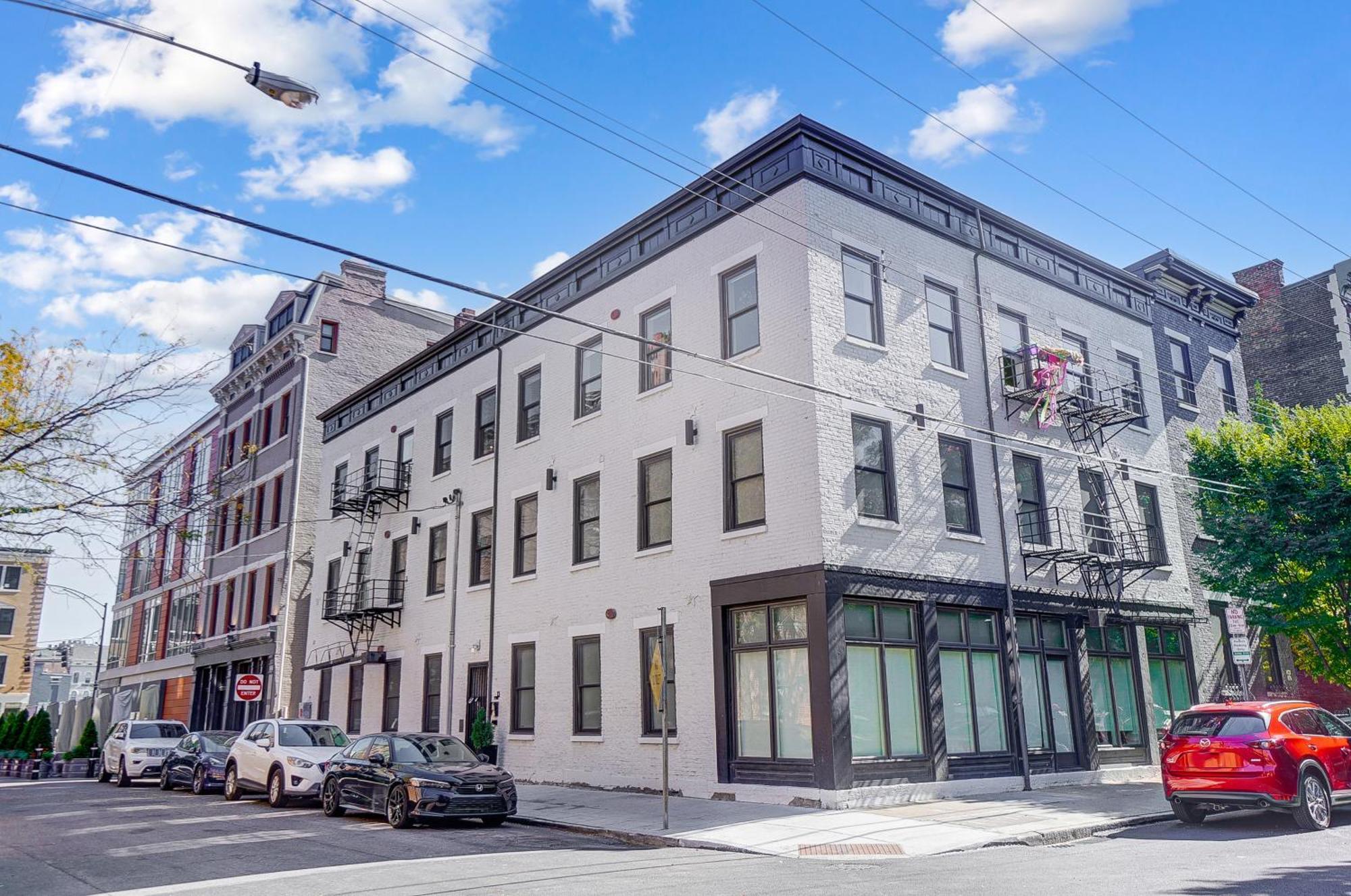 Sunny Downtown Apartment, Walk To Washington Park! 辛辛那提 外观 照片